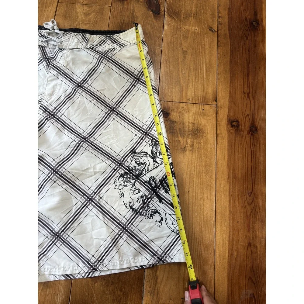 Men's White Plaid Board Shorts Swim Trunks Size 32 Drawstring Lace-Up Pockets